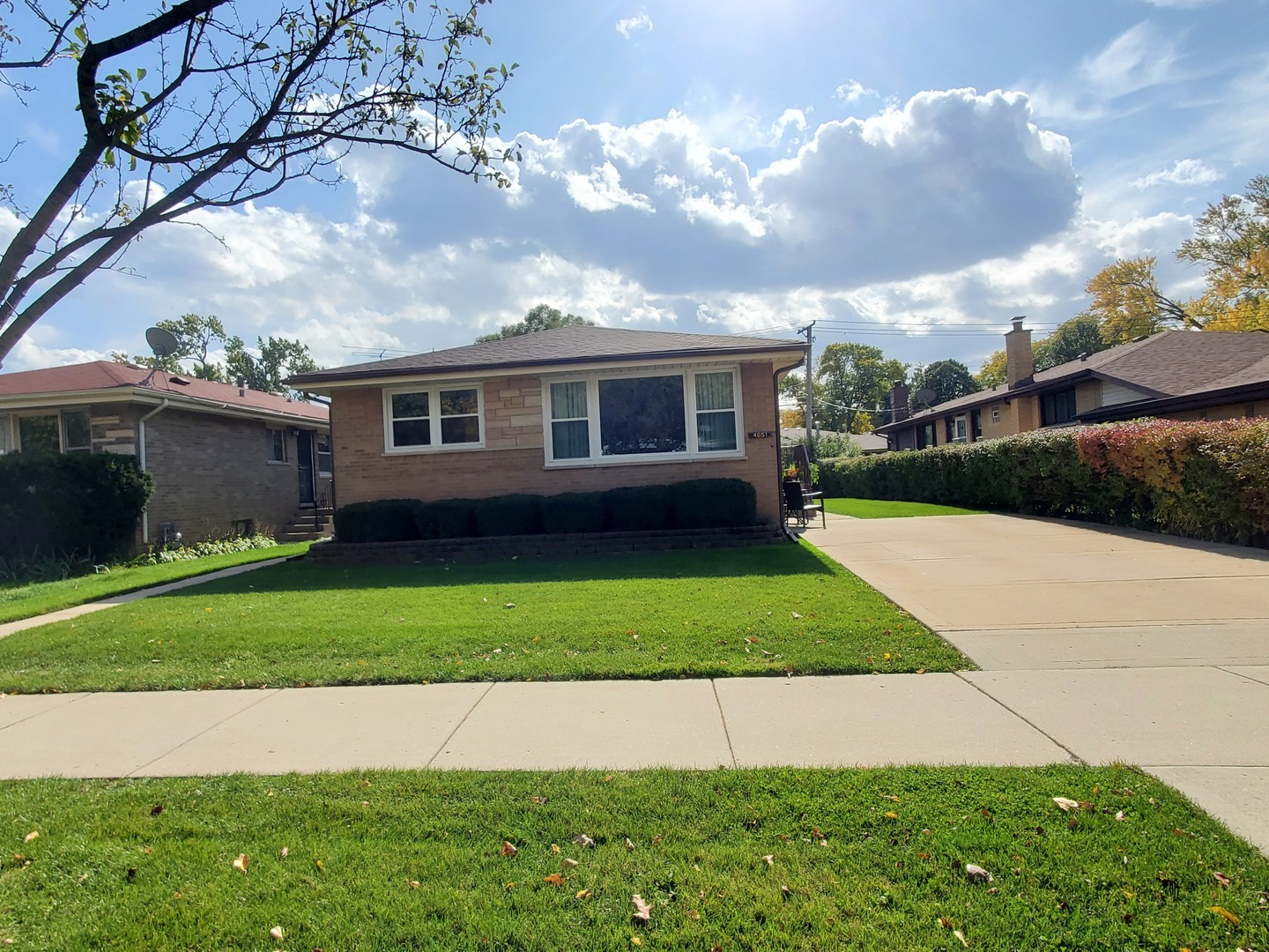 Property Photo:  4051 Church Street  IL 60076 