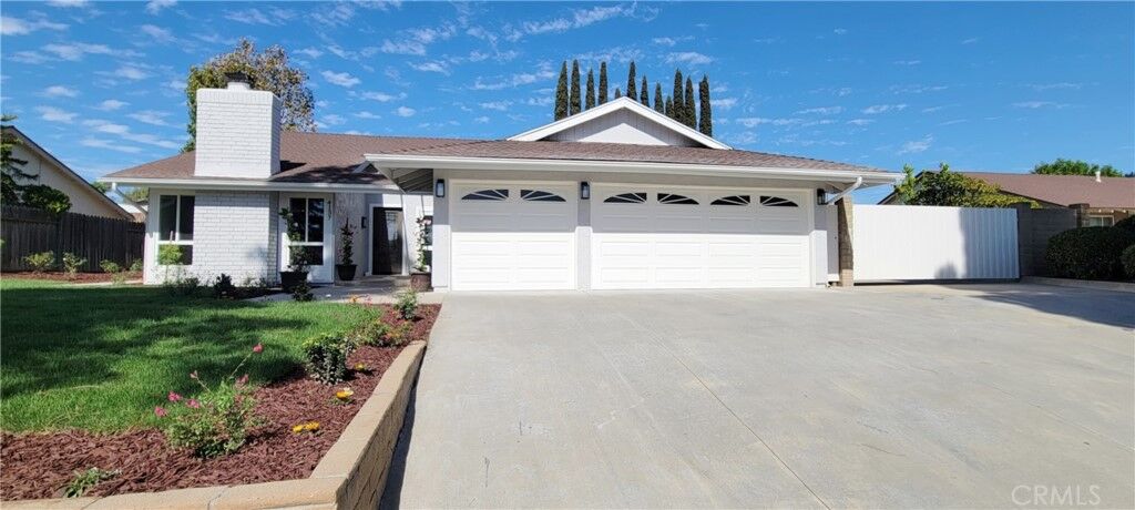 Property Photo:  4137 E Fernwood Avenue  CA 92869 