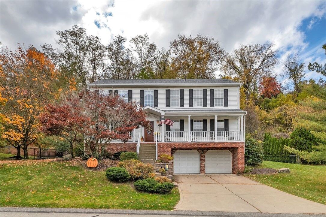 Property Photo:  412 Lynn Ann  PA 15068 