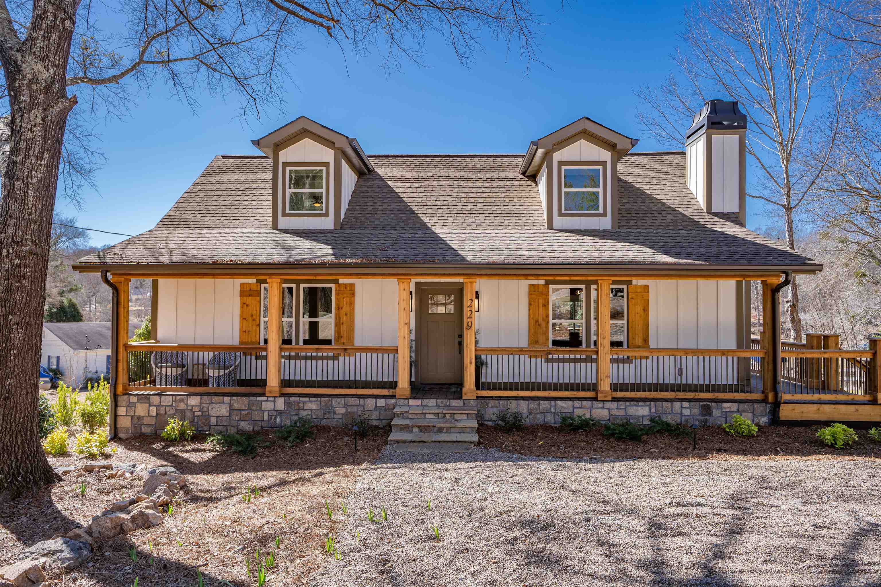 Property Photo: 229 E River Bend Drive GA 31024