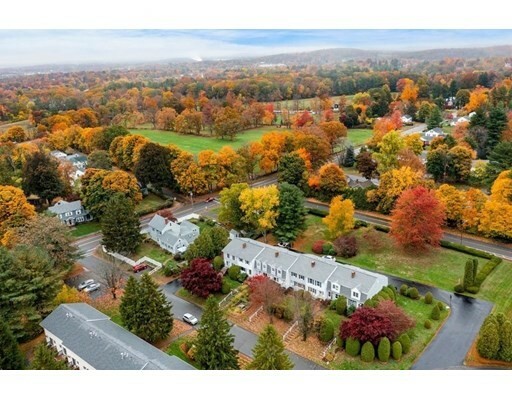 Property Photo: 4 Andrew Circle 4 MA 01845