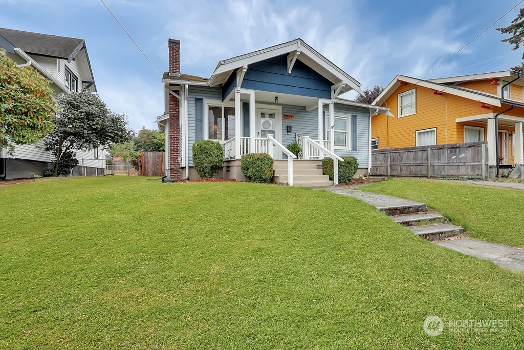 Property Photo: 224 S 37th Street WA 98418