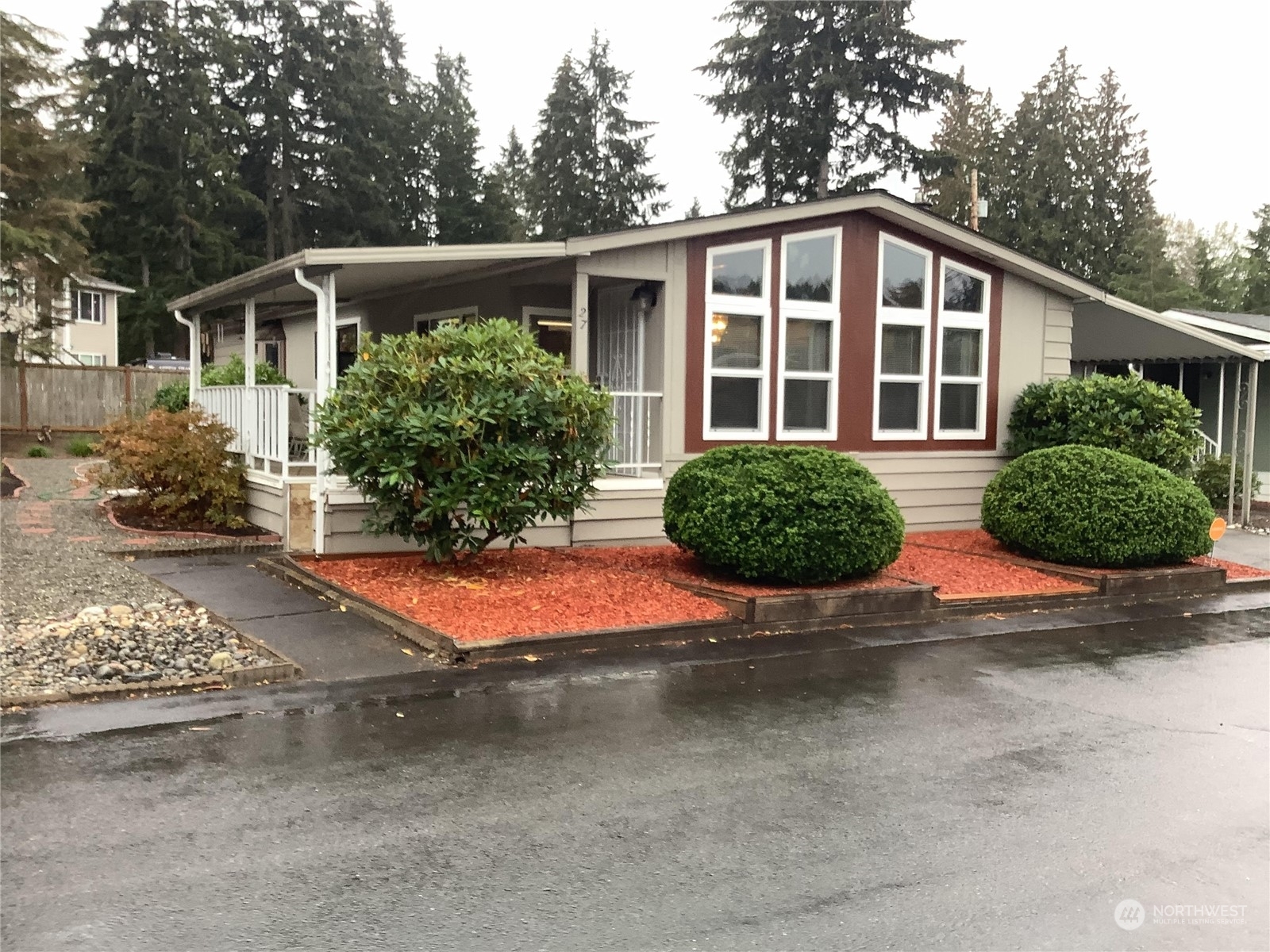 Property Photo:  620 112th Street SE 27  WA 98208 