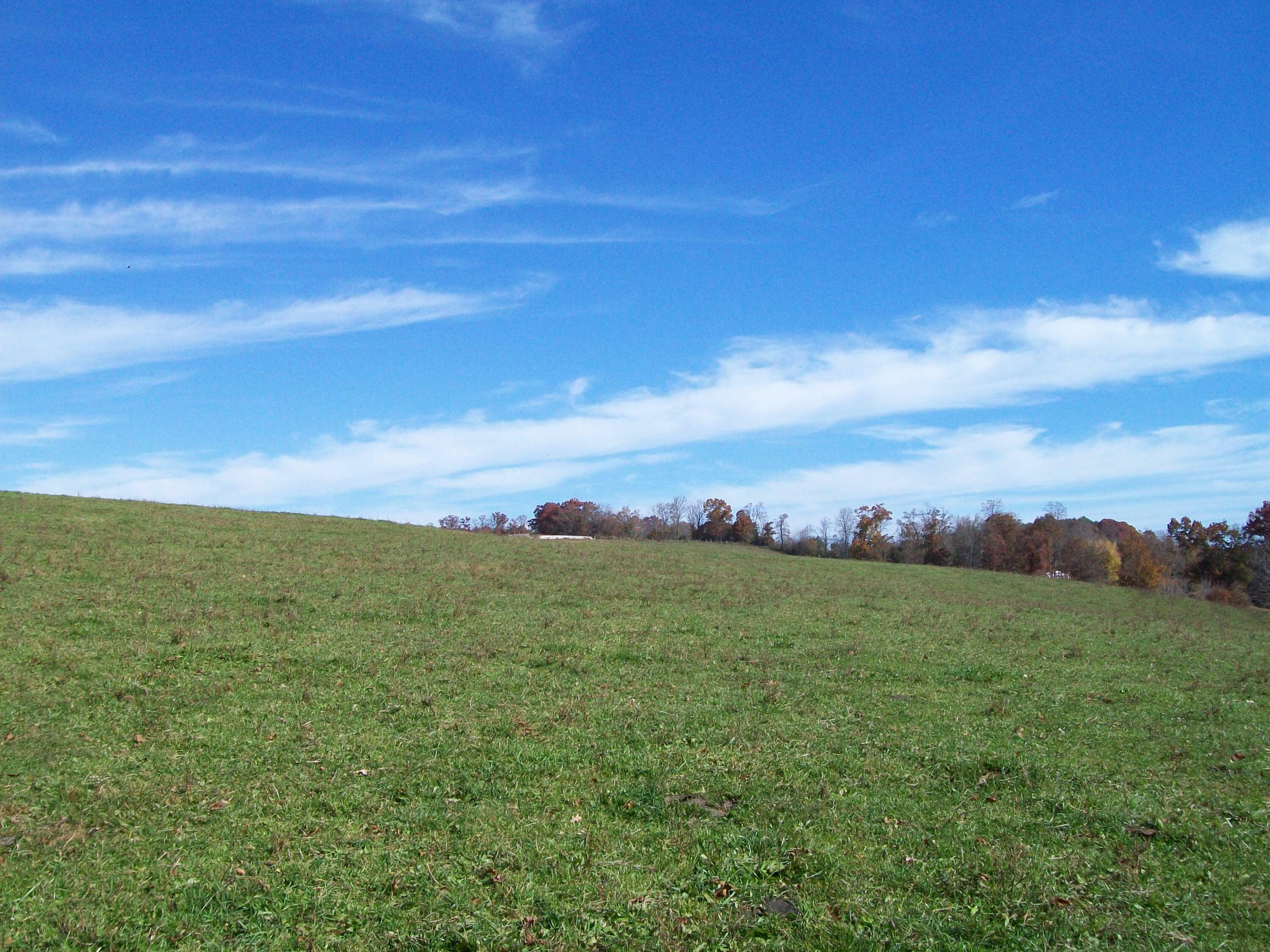 Property Photo: 171 Autumn Grove Farm WV 24740