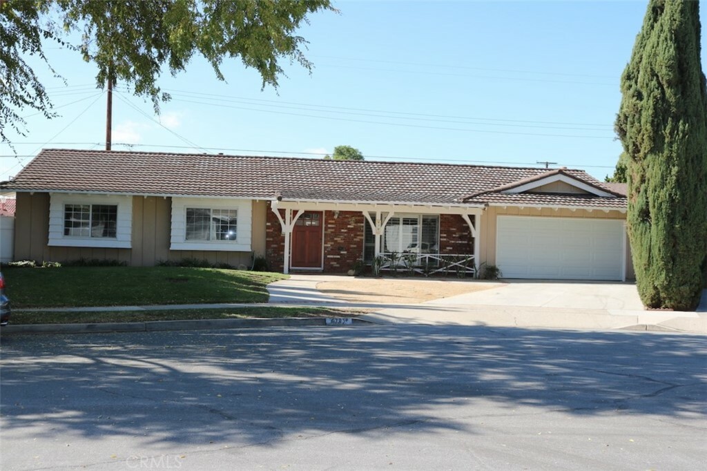 Property Photo:  4781 Kona Kove Way  CA 92886 