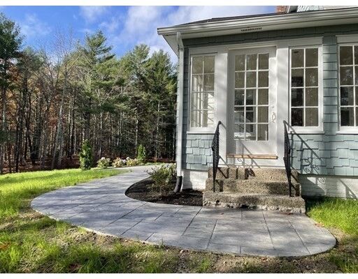 Property Photo:  173 Oak St  MA 02035 