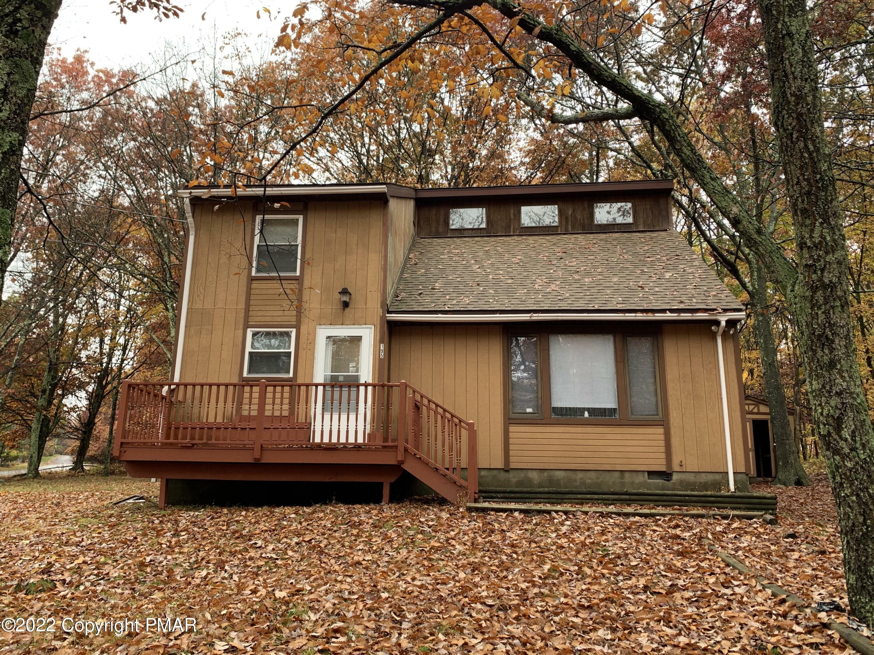 Property Photo:  195 Murphy Circle  PA 18324 