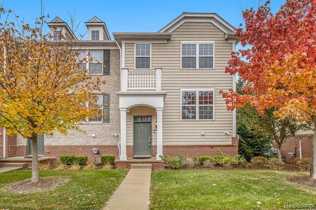 Property Photo: 27994 Hopkins Drive MI 48377