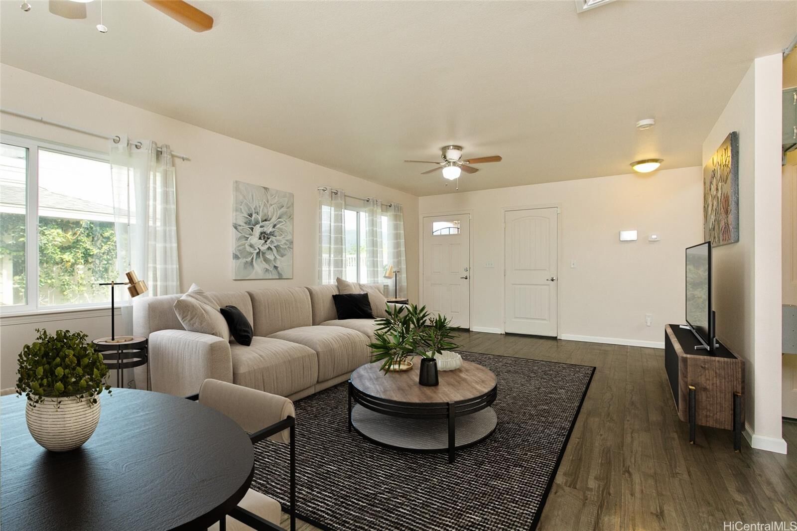 Property Photo:  87-1583 Mokila Street  HI 96792 