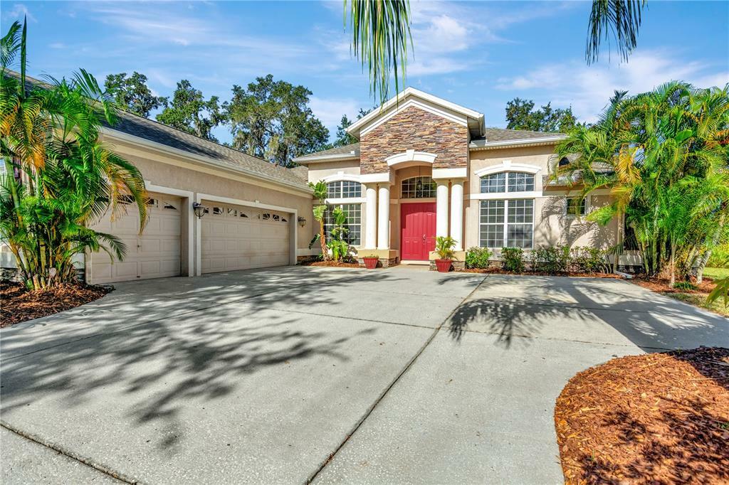 Property Photo:  1003 Emerald Hill Way  FL 33594 