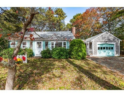Property Photo: 2 Piccadilly Rd MA 02660