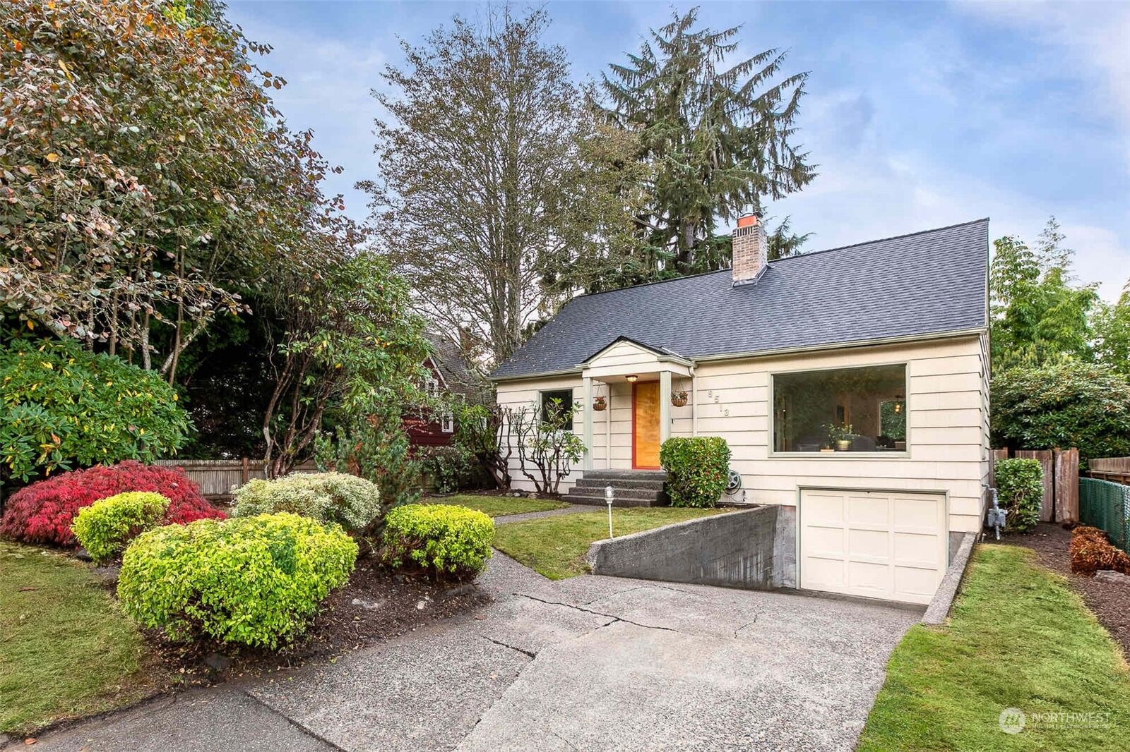 Property Photo: 9513 27th Avenue NW WA 98117