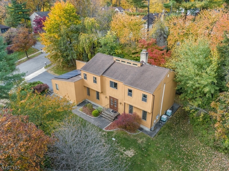 Property Photo: 15 Parkwood Dr NJ 07470