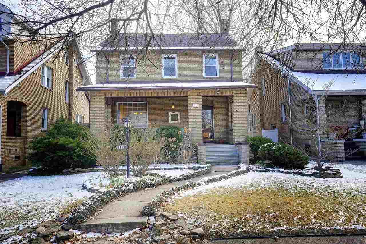 Property Photo:  417 W 11th Avenue  WV 25701 