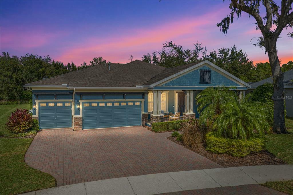 Property Photo: 5011 Oakline View Drive FL 33547