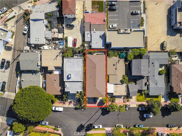 Property Photo:  111 Avenida Aragon  CA 92672