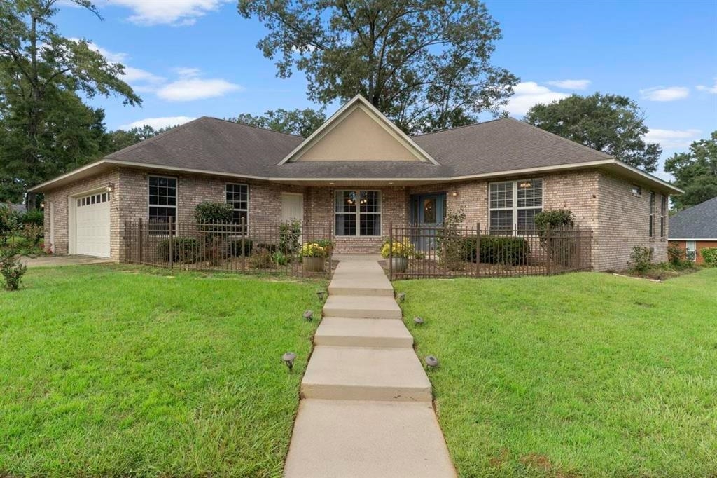 Property Photo:  1950 Celtic Road  FL 32317 