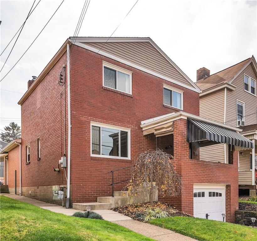 Property Photo: 330 Raymond St PA 15218