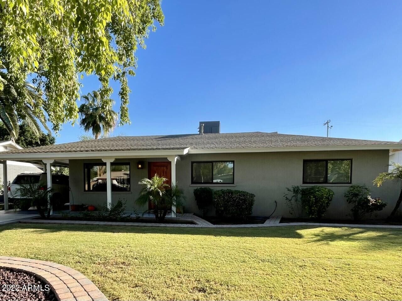 Property Photo:  1323 E Oregon Avenue  AZ 85014 