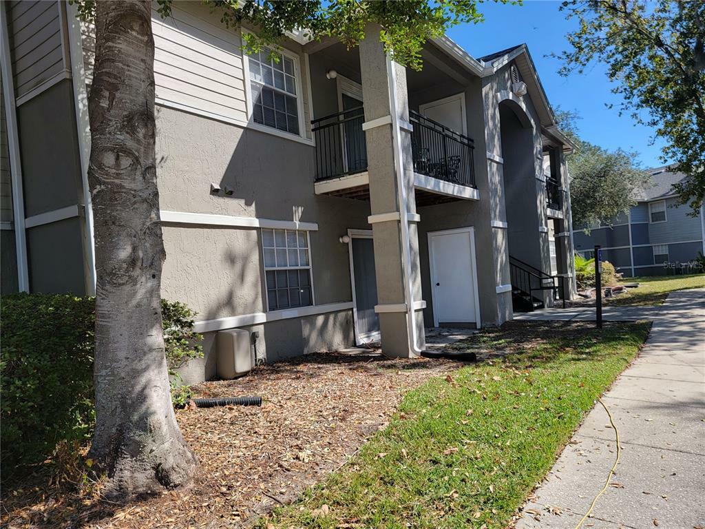 Property Photo:  3705 SW 27th Street 1016  FL 32608 