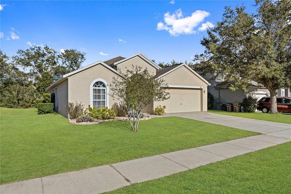 Property Photo: 30218 Pga Drive FL 32776