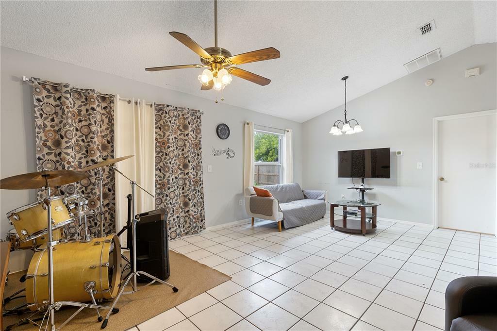 Property Photo:  3409 5th Avenue W  FL 34221 