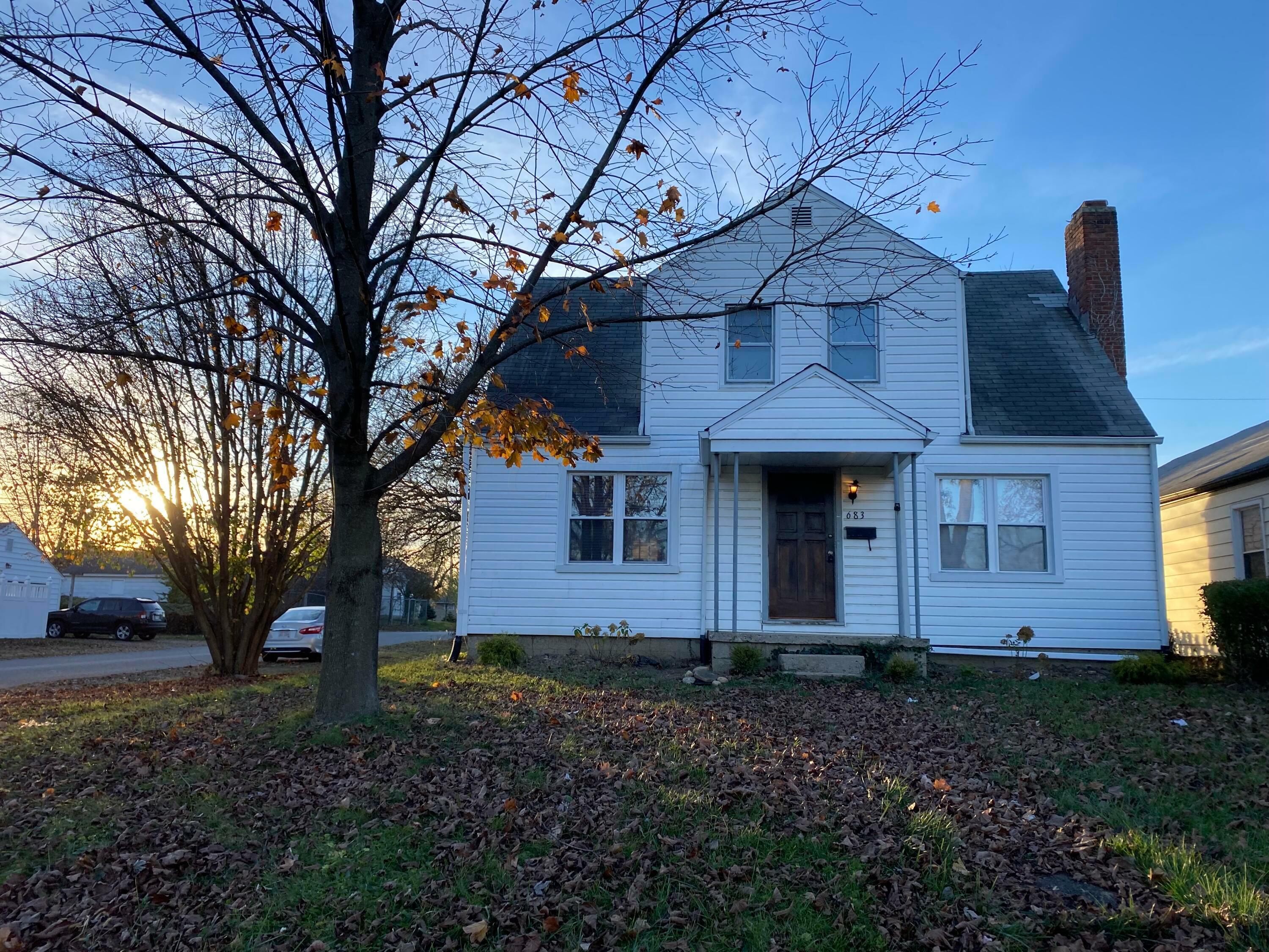 Property Photo: 683 S Napoleon Avenue OH 43213