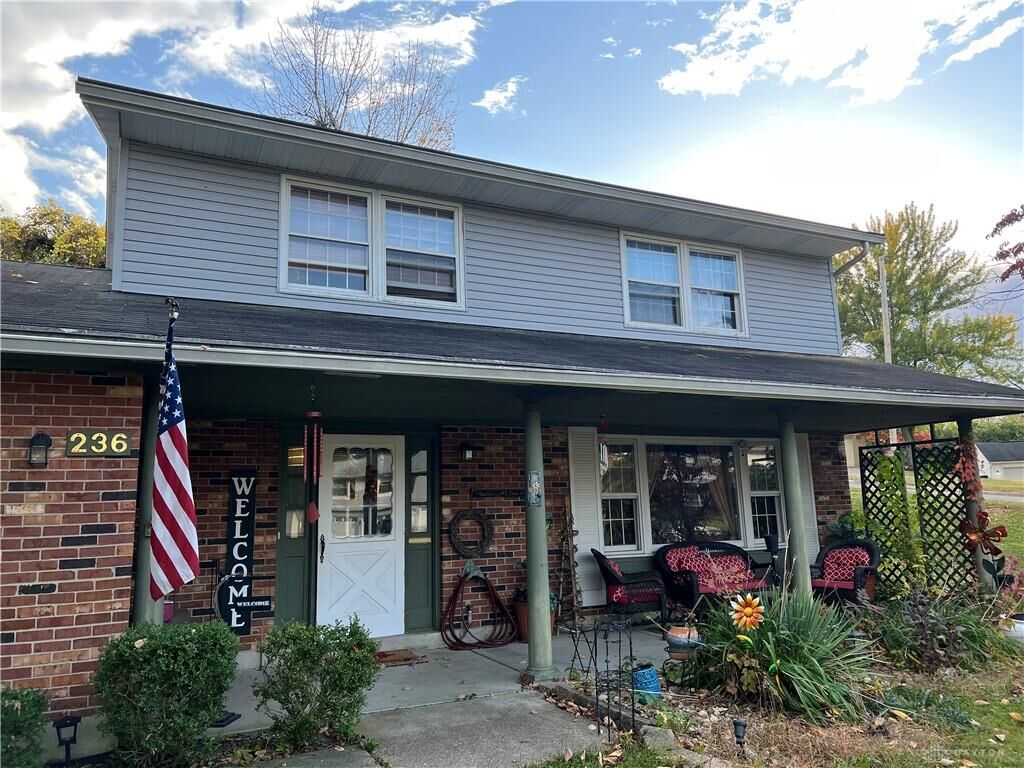 Property Photo: 236 Royal Oaks Drive OH 45324