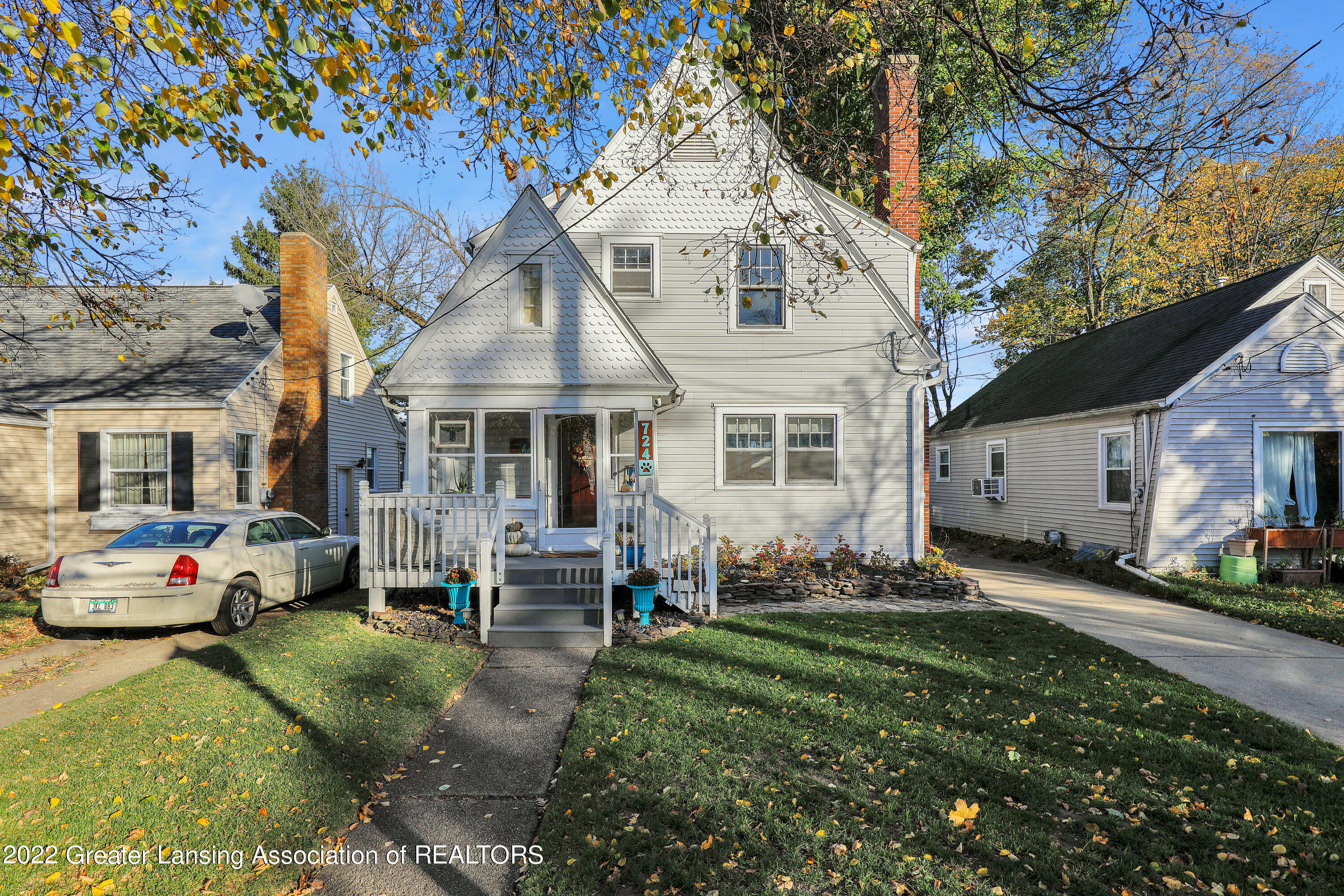 Property Photo:  724 Newton Street  MI 48912 