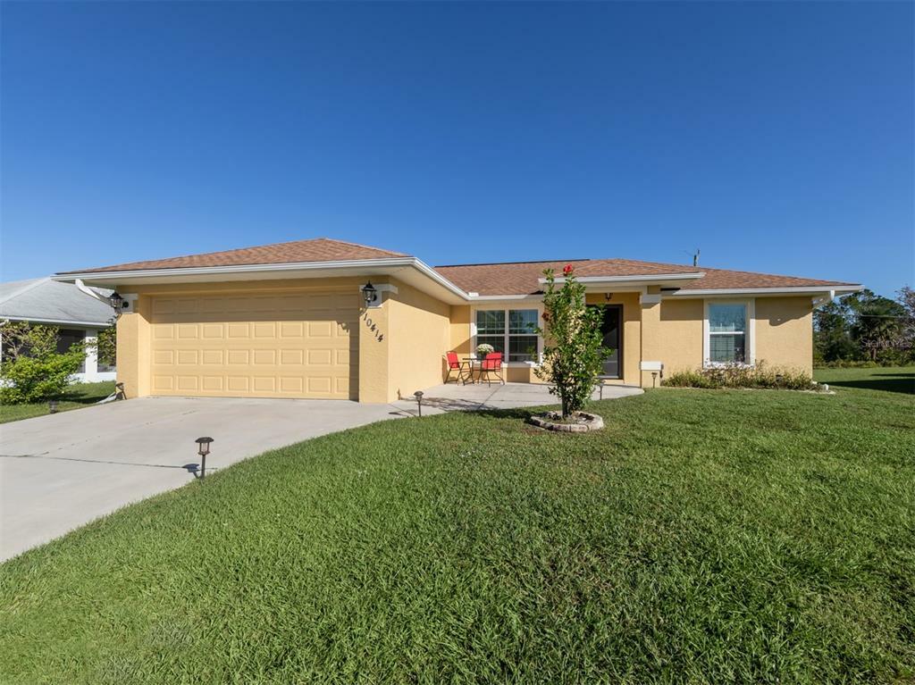 Property Photo:  10414 Waterford Avenue  FL 34224 