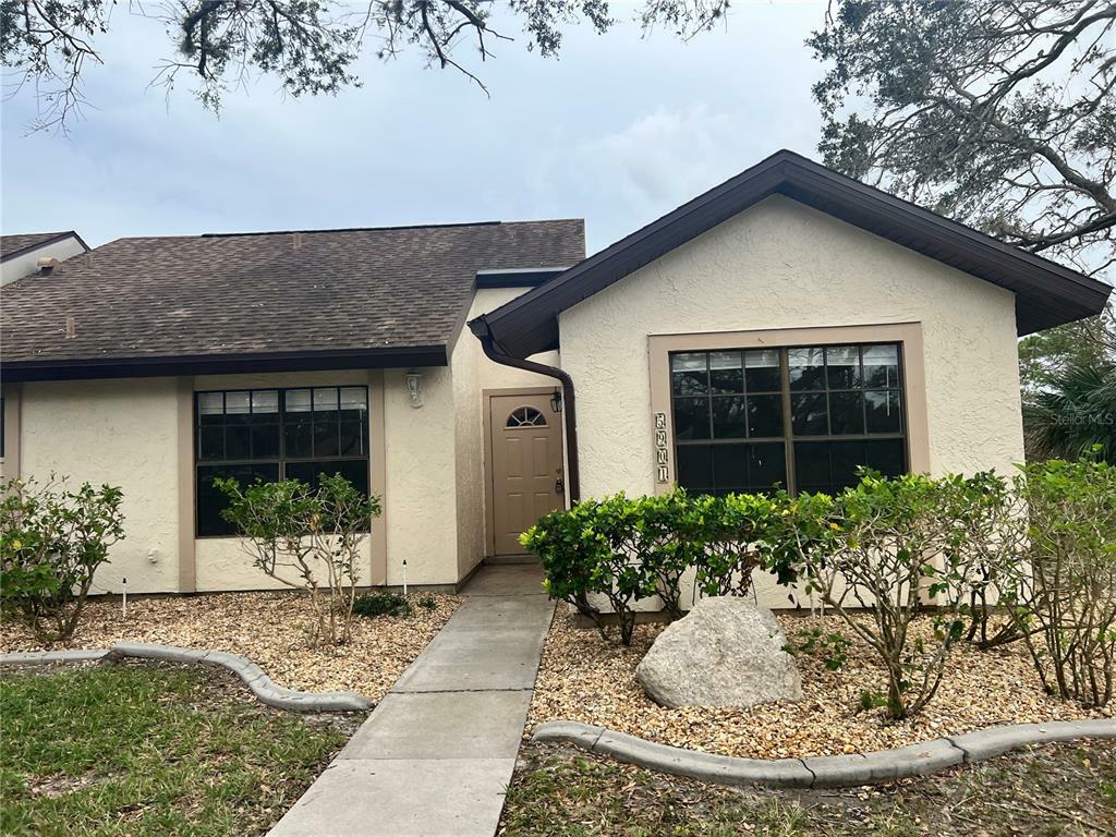 Property Photo:  5901 Mashie Circle  FL 34287 