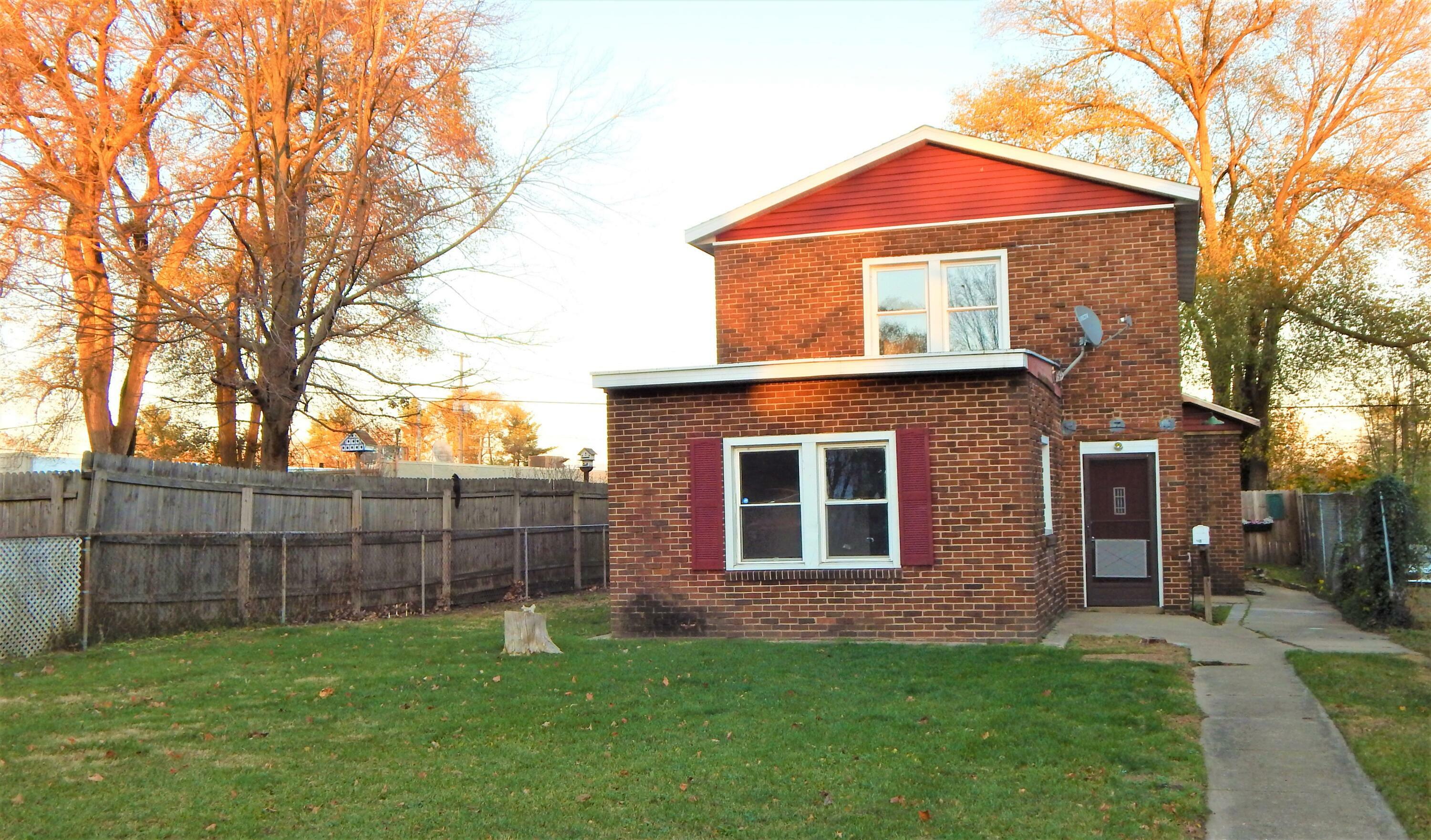 Property Photo:  48 Convis Street  MI 49017 