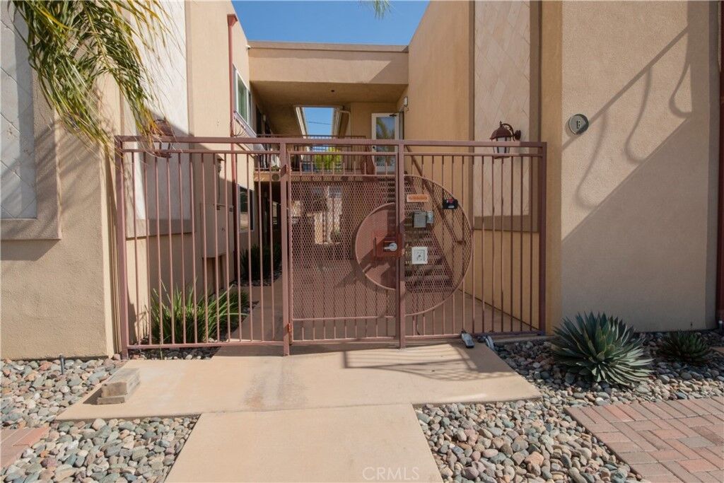 Property Photo:  3993 Jewell Street B24  CA 92109 