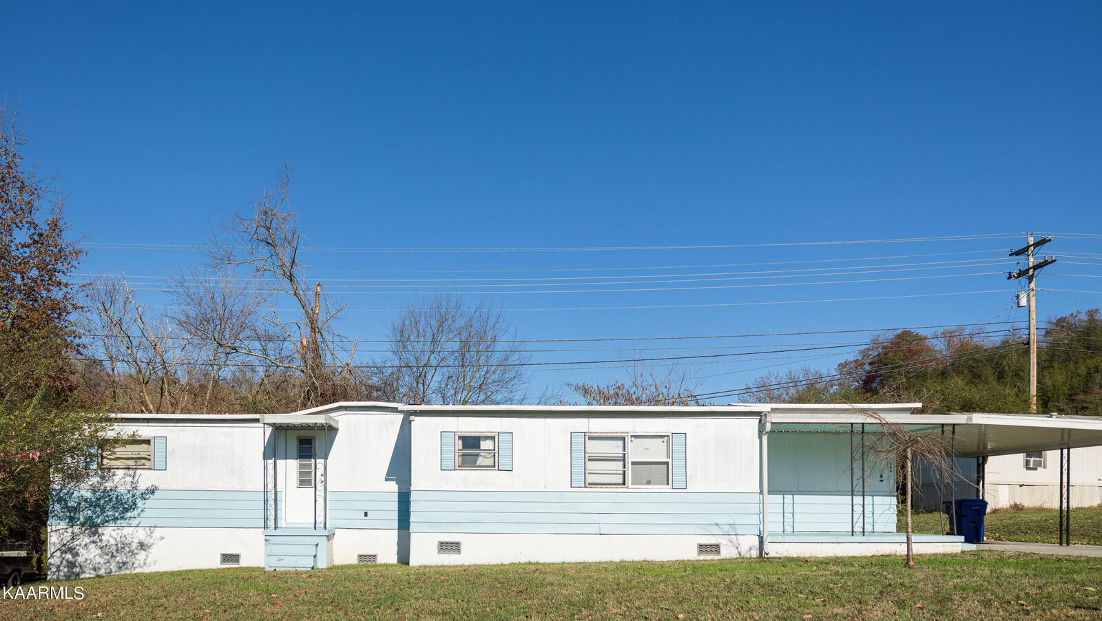Property Photo: 108 Queen St TN 37716