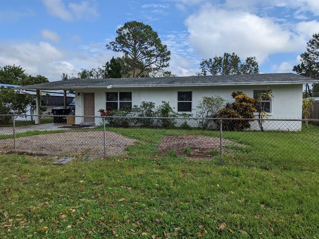 Property Photo:  1212 22nd Ave W  FL 34221 