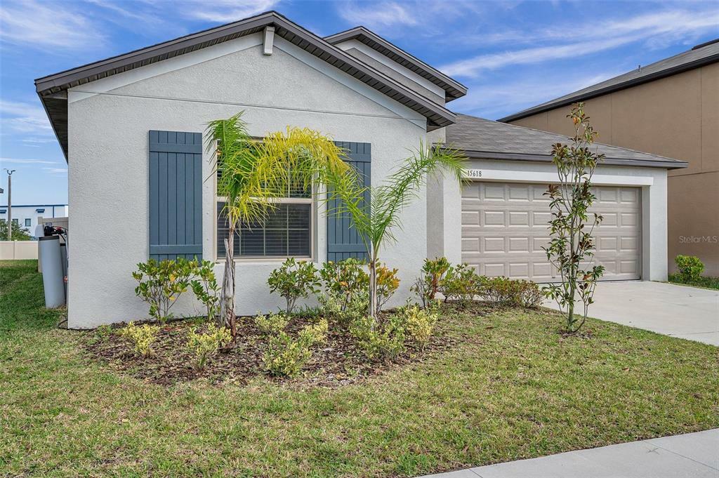 Property Photo:  15618 Charr Island Street  FL 33573 