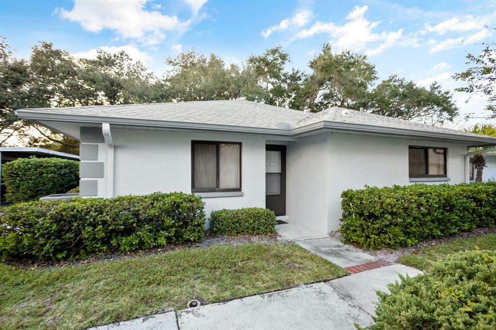 Property Photo:  2765 Countryside Boulevard 101  FL 33761 