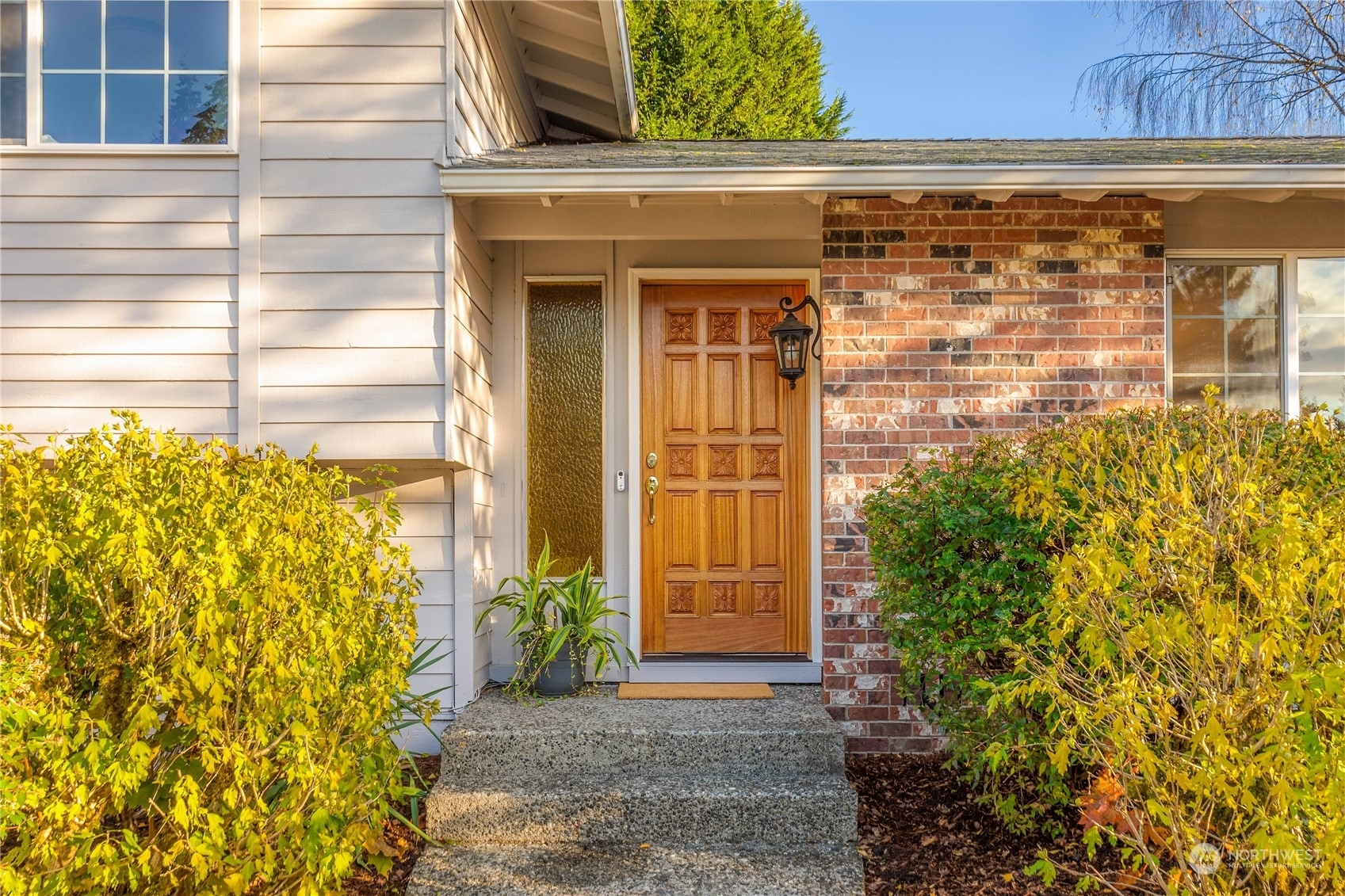 Property Photo:  13604 129th Place NE  WA 98034 