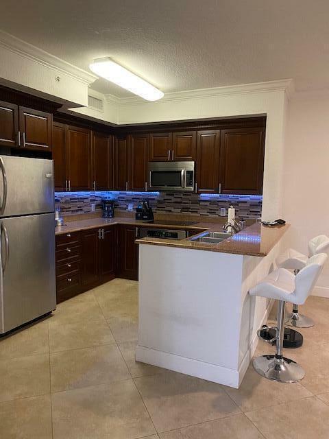 Property Photo: 3 Renaissance Way 111 FL 33426