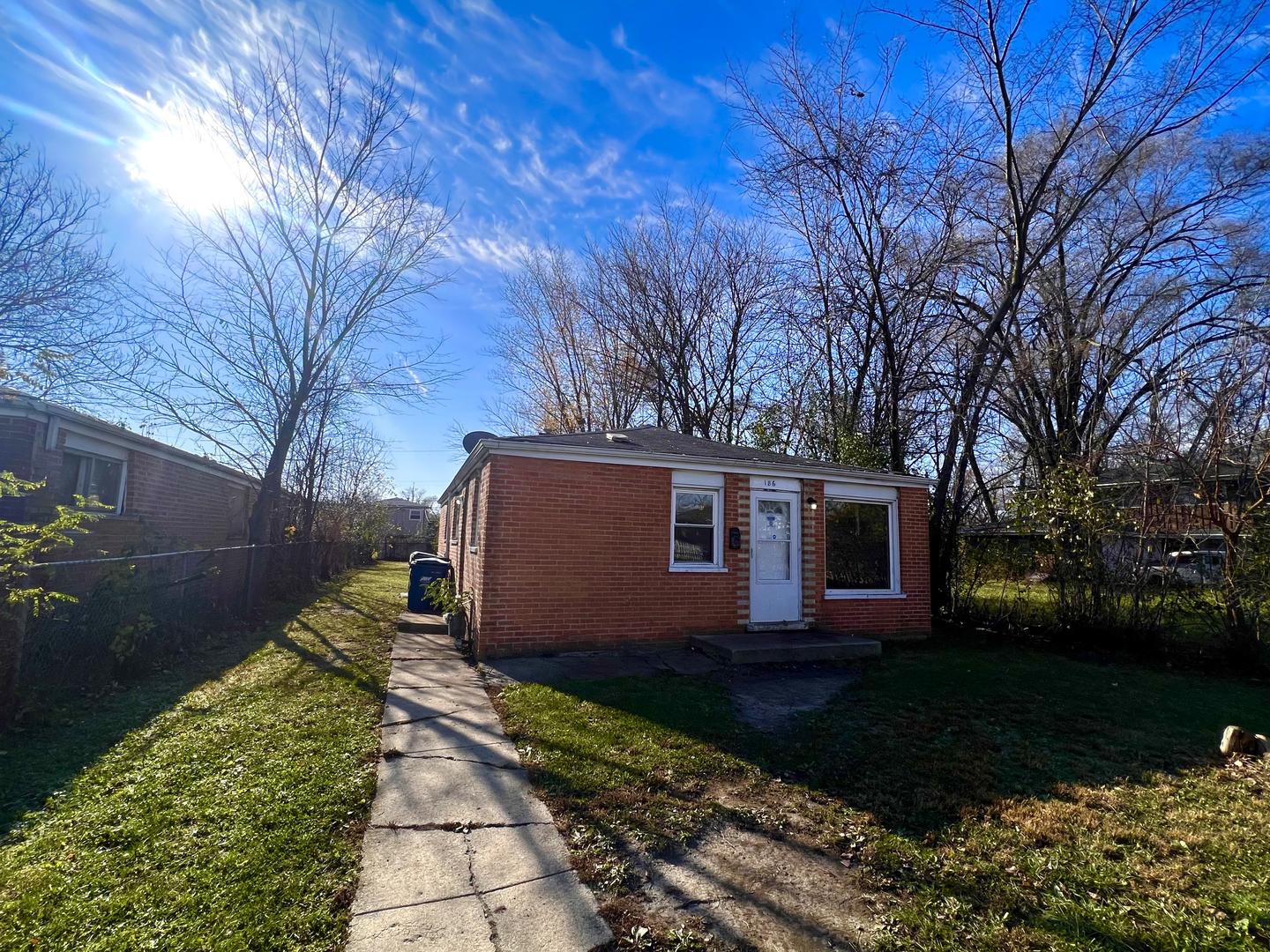 Property Photo:  186 W 154th Place  IL 60426 