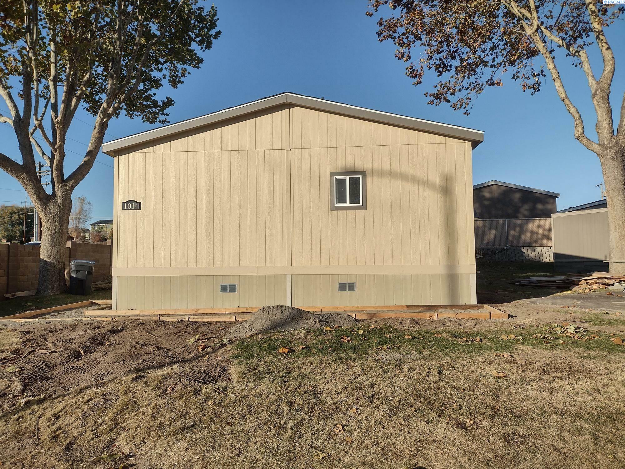 3517 Road 84, 101E  Pasco WA 99301 photo