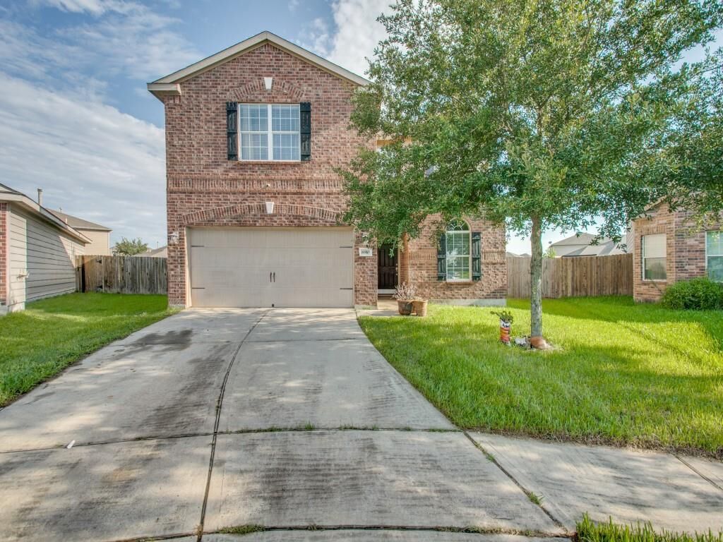Property Photo: 6910 Scarlet Rose Circle TX 77521
