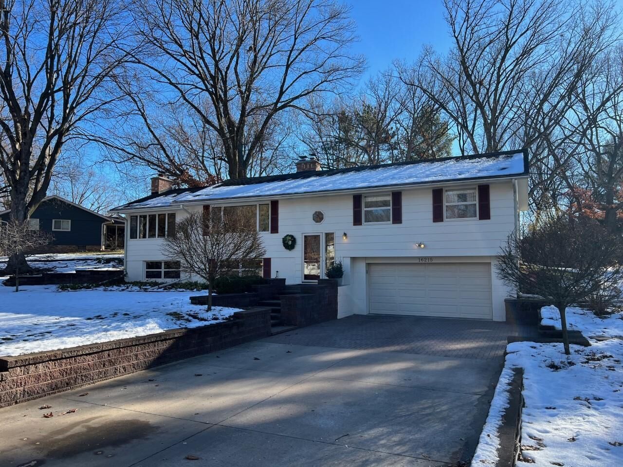 Property Photo:  16215 5th Avenue N  MN 55447 