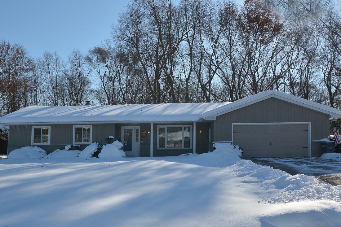 Property Photo:  3682 Rollridge Avenue  MI 49004 