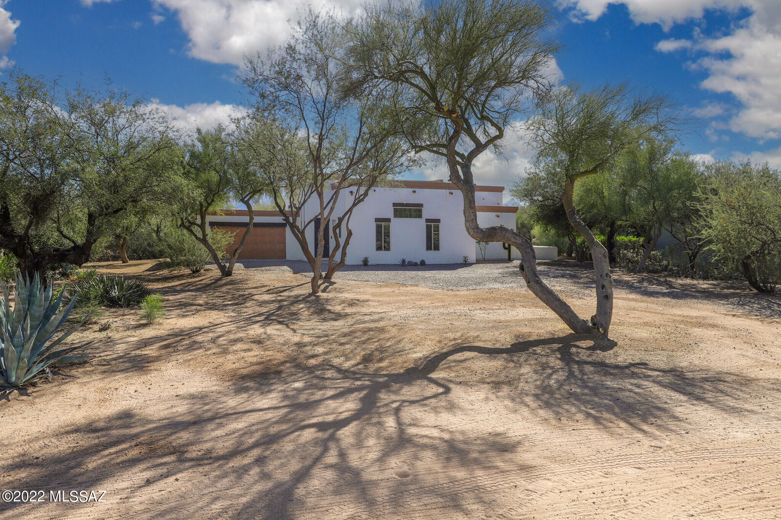 Property Photo:  709 Corpino De Pecho  AZ 85614 
