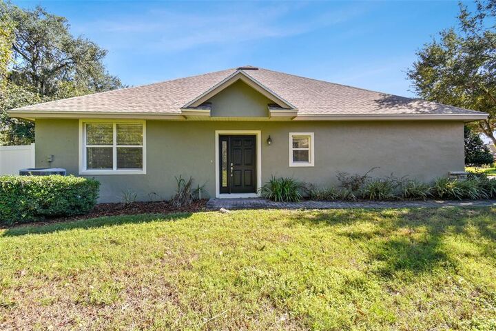 Property Photo:  6357 Torrington Circle  FL 33811 