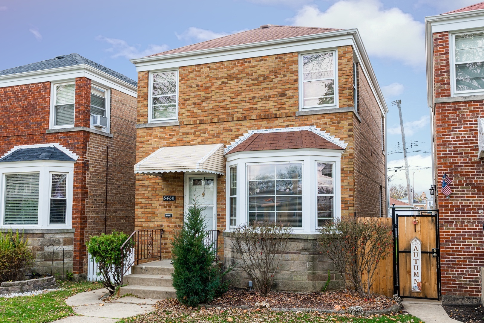 Property Photo:  5458 N Lovejoy Avenue  IL 60630 