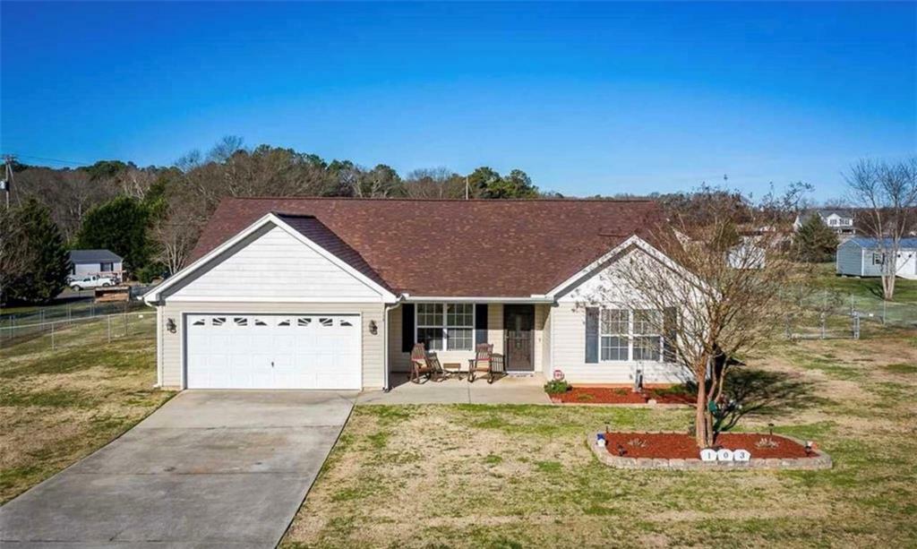 Property Photo:  103 Turkey Trot Road  SC 29697 