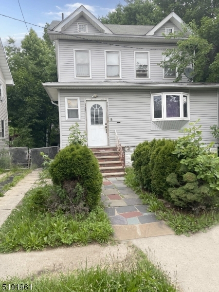 Property Photo:  5 Raymond Terrace  NJ 07208 