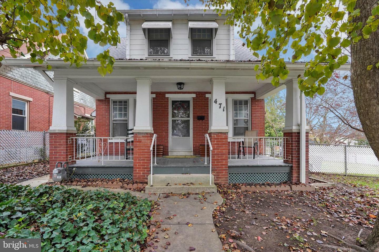 Property Photo: 471 W Jackson Street PA 17401